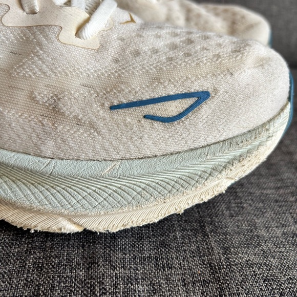 HOKA Clifton 9 men’s shoes - Picture 3 of 10